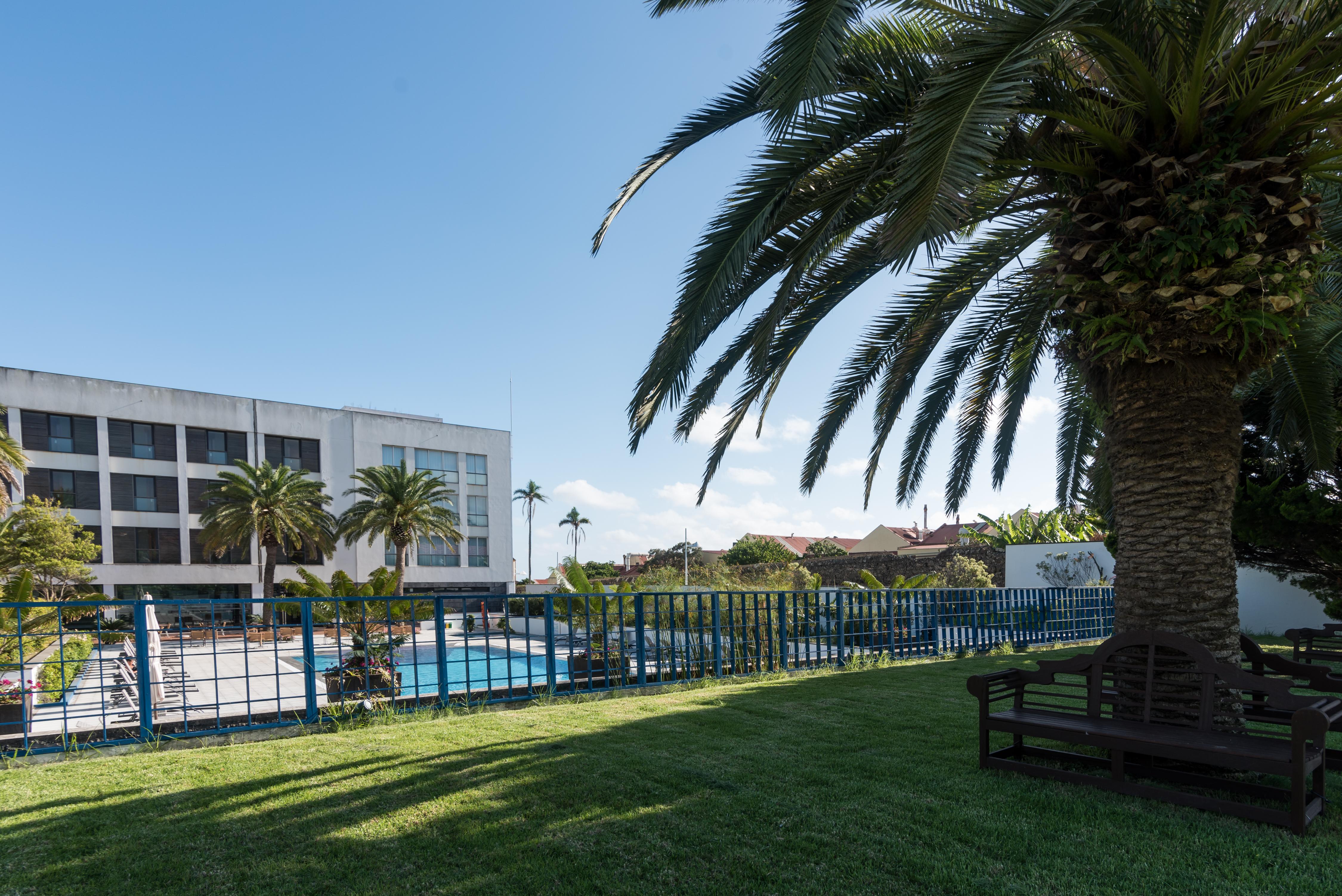 Azoris Royal Garden - Leisure & Conference Hotel Ponta Delgada  Exterior photo