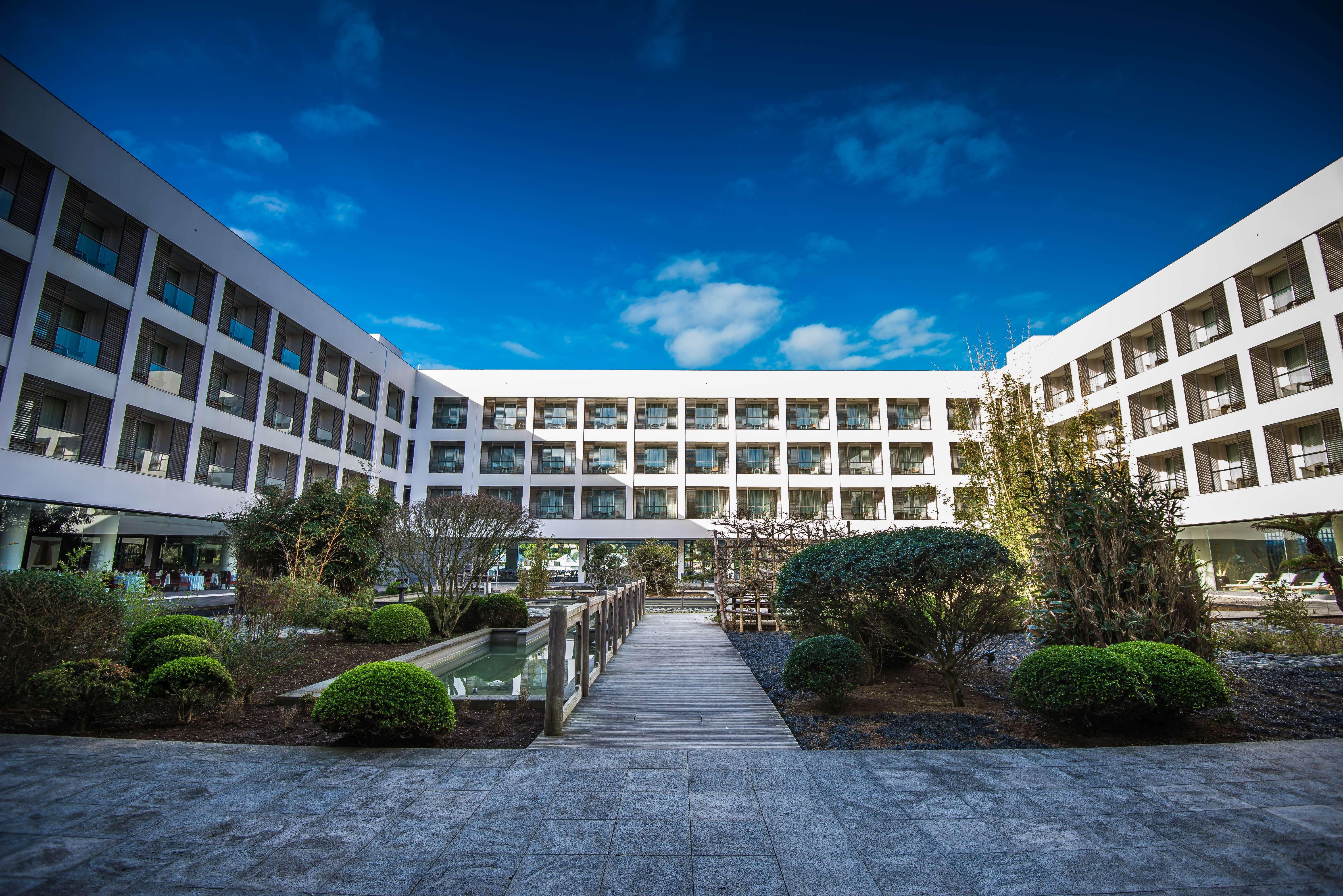 Azoris Royal Garden - Leisure & Conference Hotel Ponta Delgada  Exterior photo